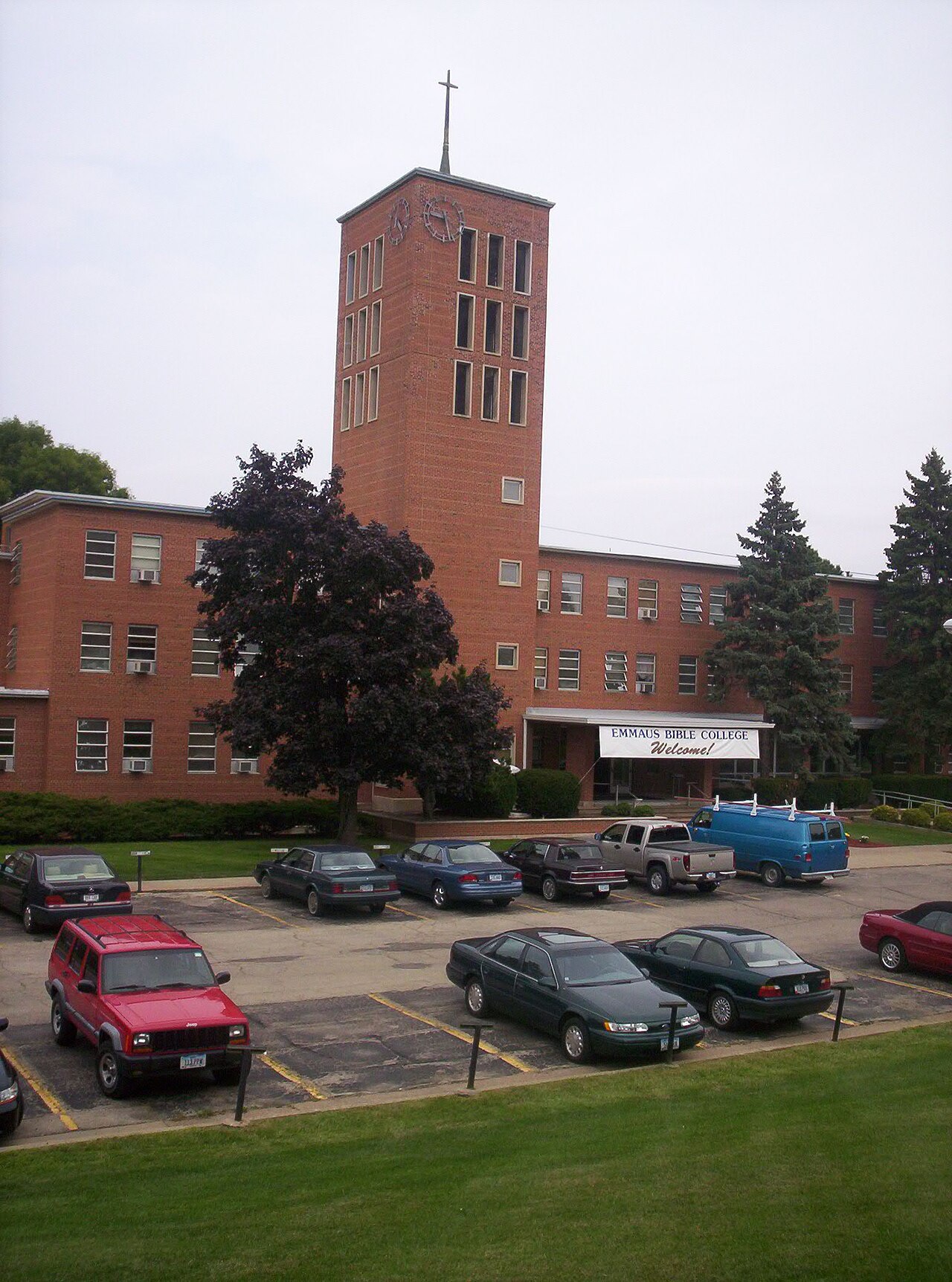 The front of Emmaus Bible College
